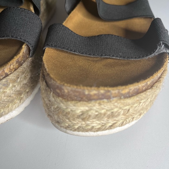 Steve Madden Sandals - Picture 8 of 11